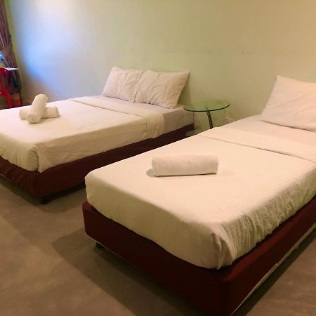 Bukit Indah Homestay Бентонг Екстериор снимка