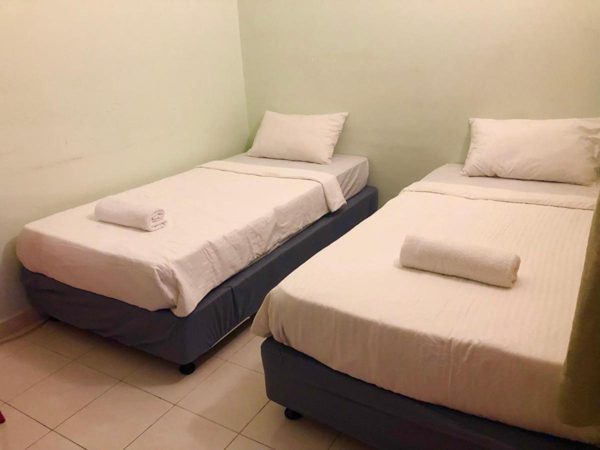 Bukit Indah Homestay Бентонг Екстериор снимка